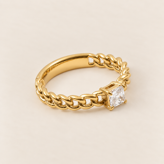 ELARA RING