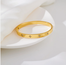 Load image into Gallery viewer, BELLA BANGLE BRACELET
