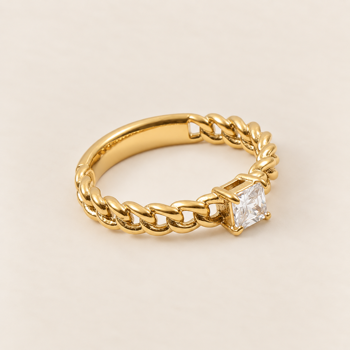 ELARA RING