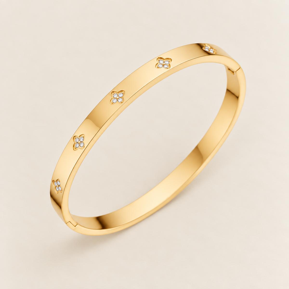BELLA BANGLE BRACELET